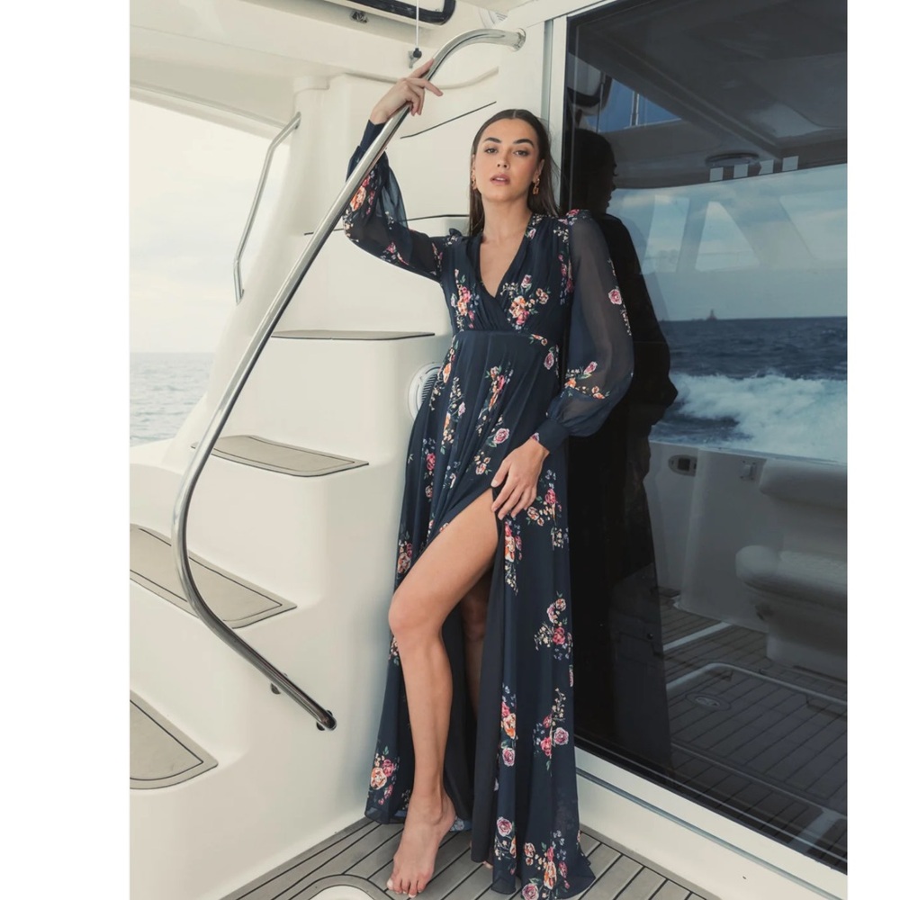 IEENA FOR MAC DUGGAL
Belted Floral Print Illusion Long Sleeve Gown